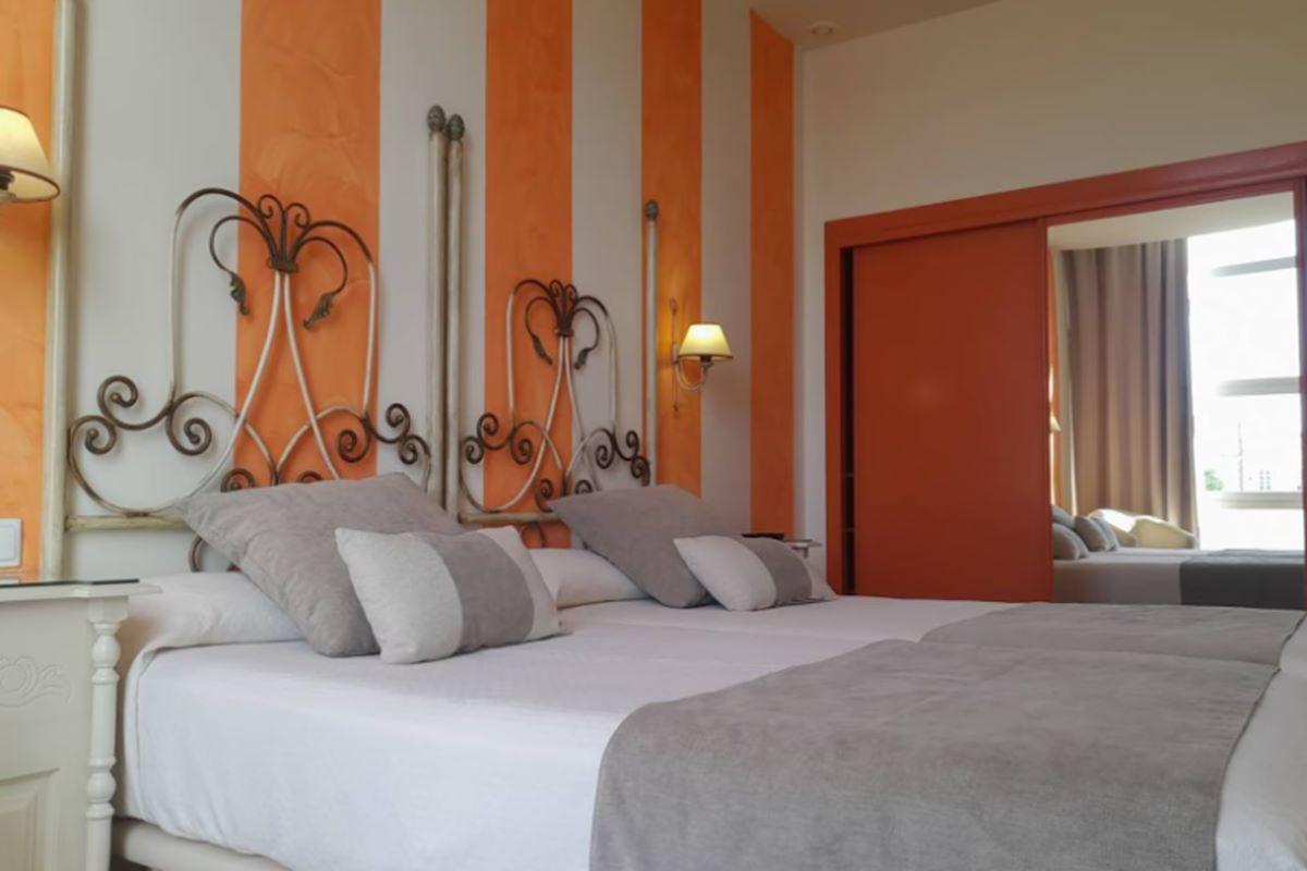 Crisol Chiclana Hotel Chiclana de la Frontera Exterior foto